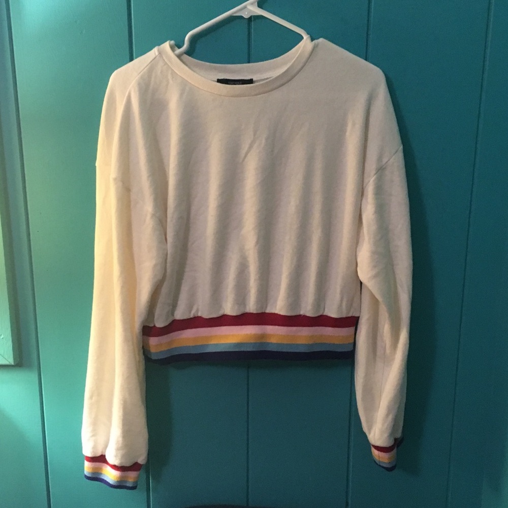 Women’s Forever 21 cropped sweatshirt